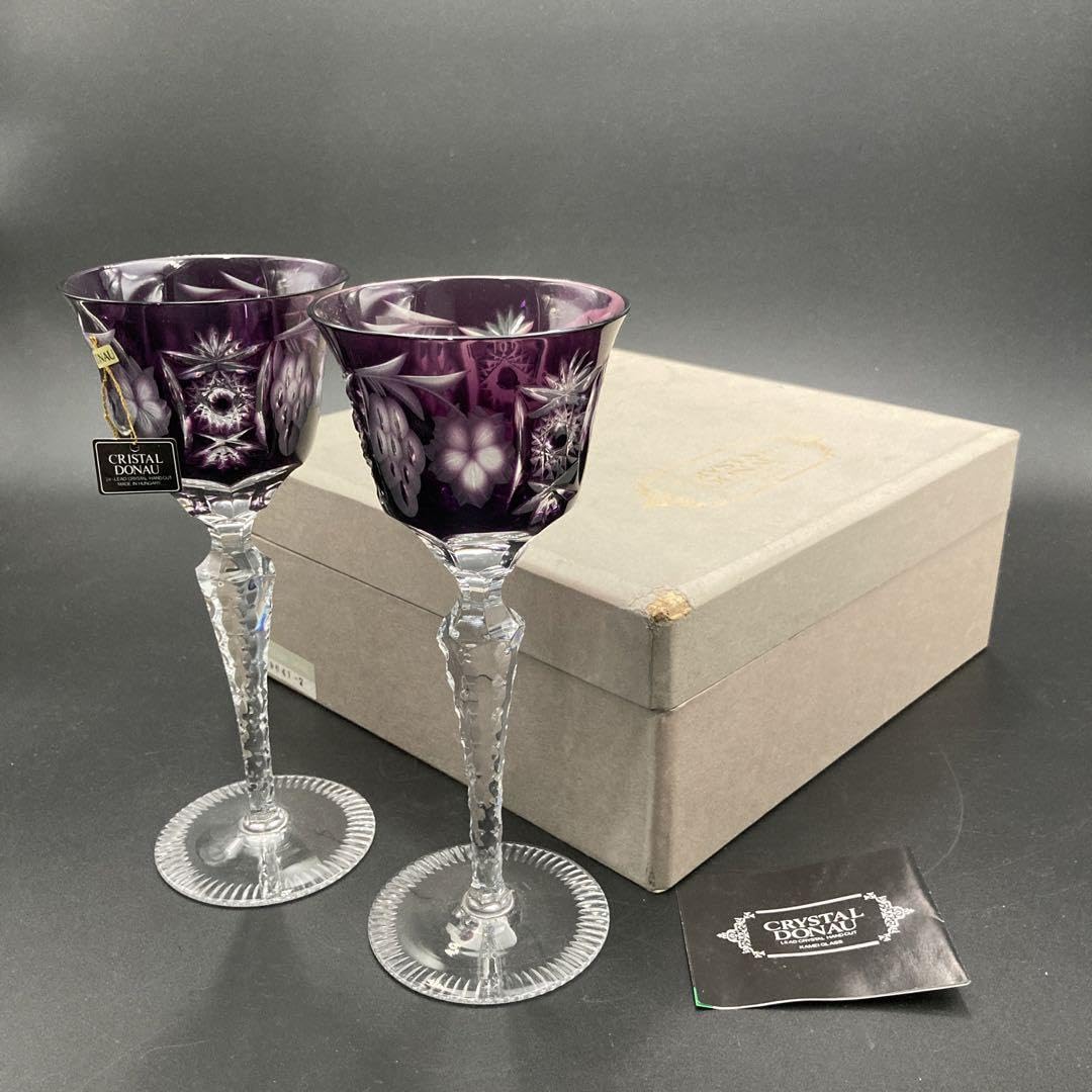Amazon | クリスタルドナウ ワイングラス ペア | ノーブランド品