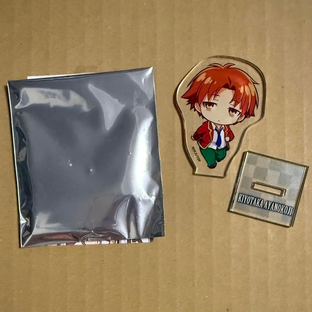 進撃の巨人 リヴァイ エレン セブンイレブン 等身大マルチクロス おまけ付き 進撃の巨人 リヴァイ エレン セブンイレブン 等身大マルチクロス