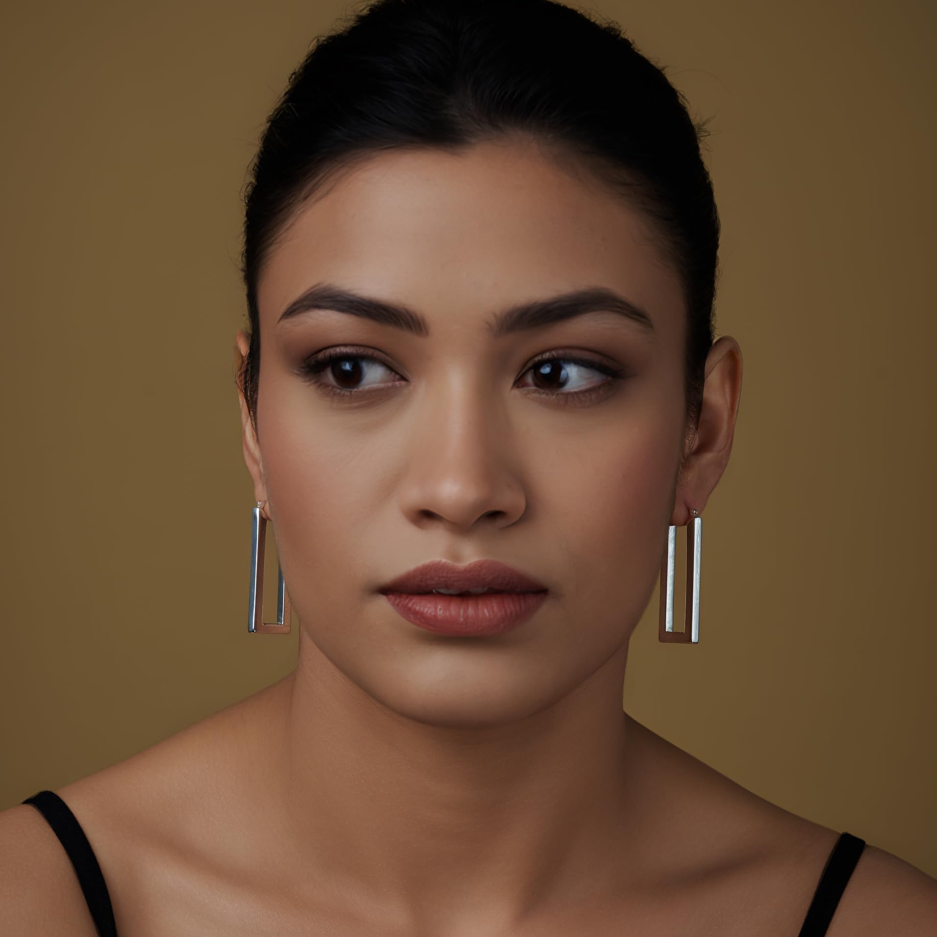 LeCalla 925 Sterling Silber Chunky Hoop Ohrringe für Frauen | Große Rechteck geformt Ohrring Hoops | Handmade Classic Oval texturiert Click-Top Big Creolen Earring für Frauen Geschenke