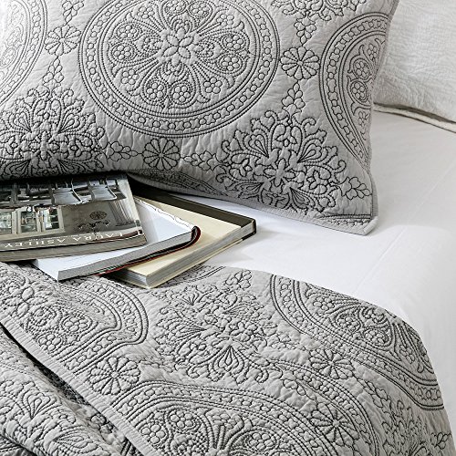 ELEGANT LIFE HOME Reversible Medallion Embroidered Bedding Solid 100% Cotton Quilt - Queen 90 x 95 inches, Gray - Thumbnail 5