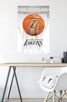 Vista 4 de Trends International NBA Los Angeles Lakers - Póster de pared Drip Ball 20, 22.375 x 34 pulgadas, versión sin marco