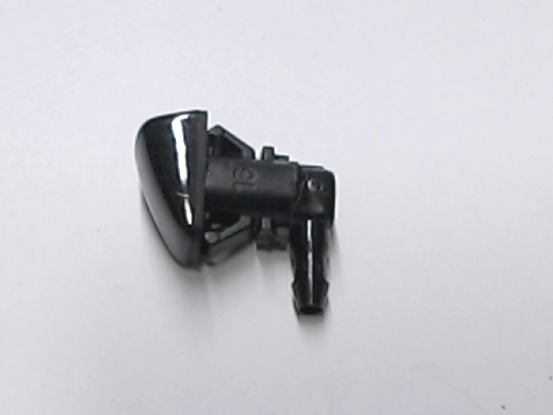 1120 JEEP GRAND CHEROKEE WINDSHIELD WASHER WIPER NOZZLE SPRAYER