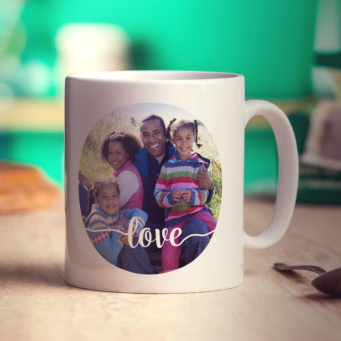 Circle Photo with Love Text Personalised Mug - Add Any Photo - Present for Birthday, Valentine's Day, Anniversary - Gift for Him, Her, Girlfriend, Boyfriend, Husband, Wife, Fiancé - 11oz Ceramic Cup