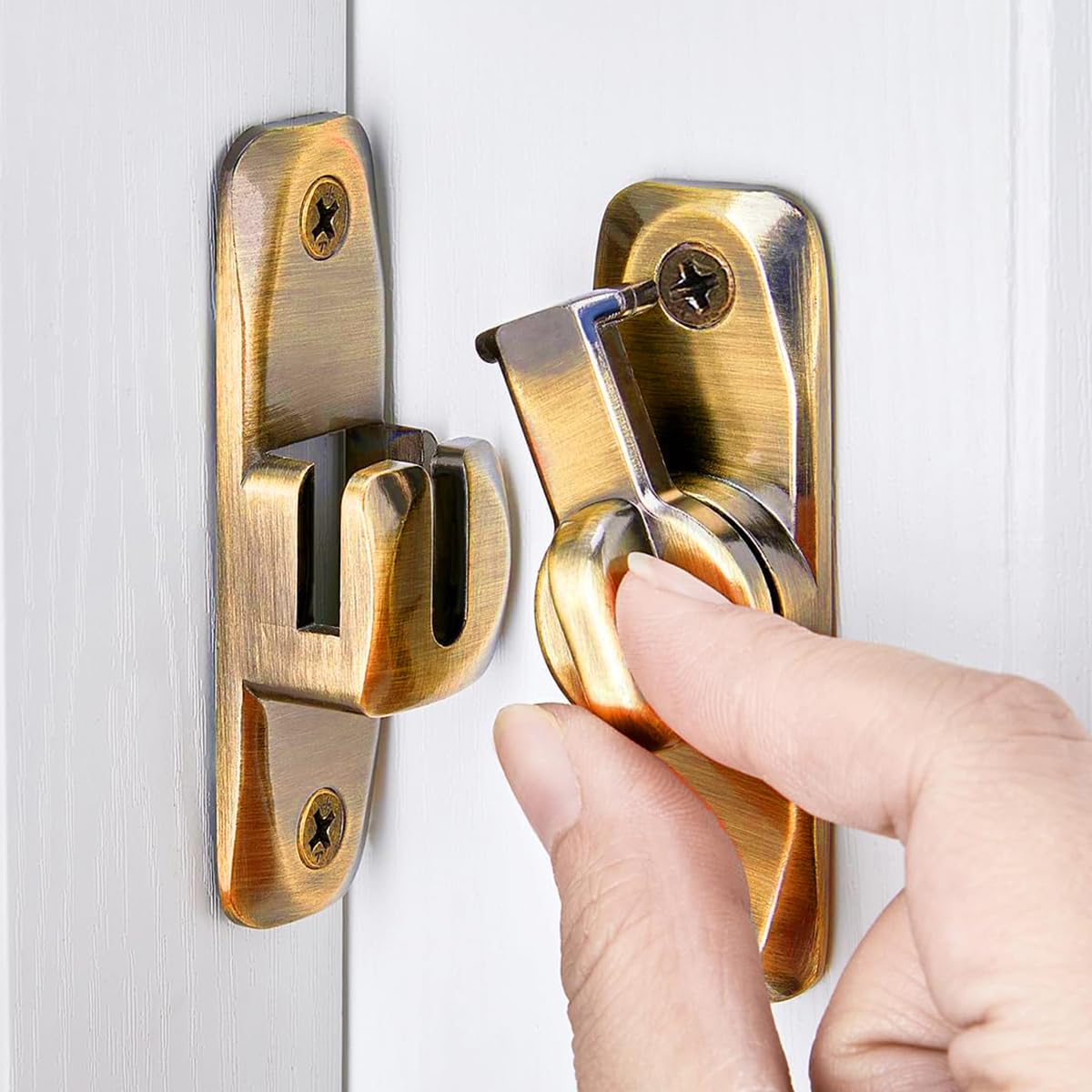 Litensh Flip Door Latch Lock, 90/180 Degree Right Angle Barn Door Gate Latches Lock Zinc Alloy Hardware Bold Thickened Anti-Rust Door Sliding Door Latch Lock fo Cabinets (1, Yellow Bronze)