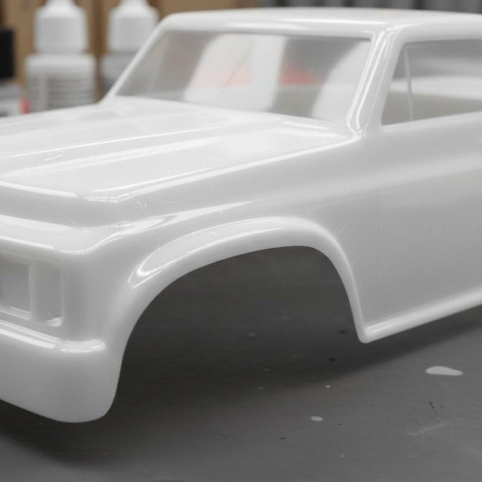 Baoblaze Carrocería de Camioneta RC para Escala Cuerpo de Camión Cubierta Capota Plástico Aspecto Realista para Proyectos Personalizados y Mejoras Visuales, Naranja