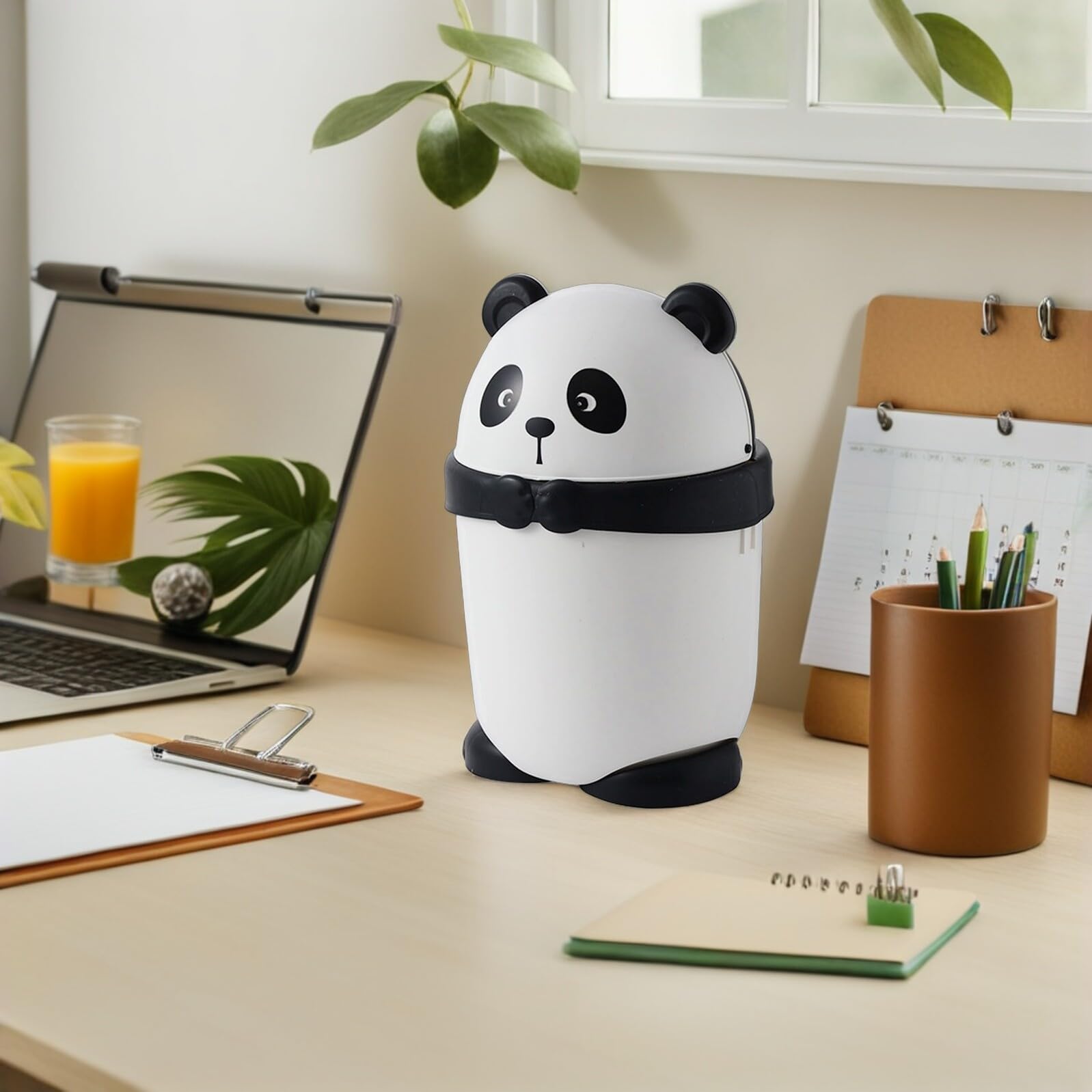 DOITOOL Cubo de Basura de Dibujos Animados Panda para Habitación Infantil Tapa y Gran Volumen de Plástico para Oficina y Hogar