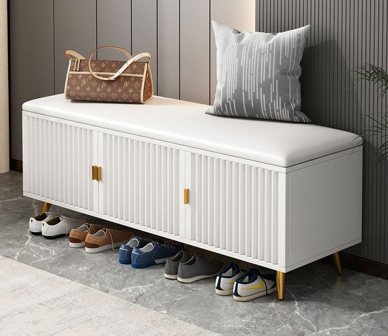 Mueble zapatero oculto con puertas para solucionar el desorden en pasillos