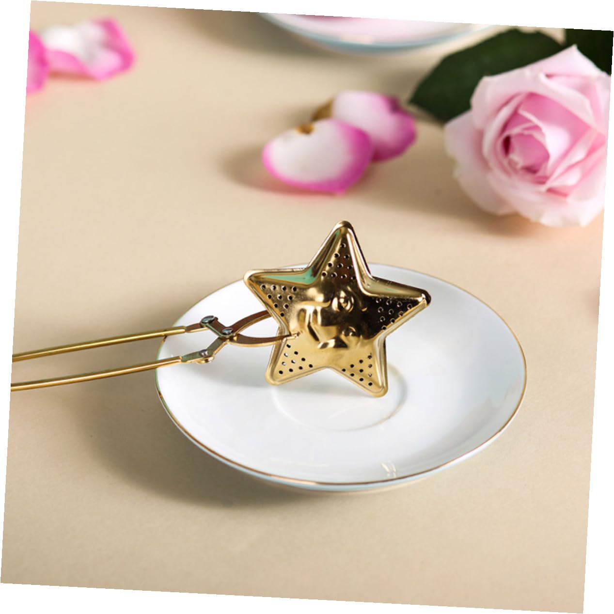 Passoire à Thé Inox Étoiles et Lune Filtre Infuseur Maille Fine Filtre à Thé Réutilisable Sain et Facile à Nettoyer et Restaurant