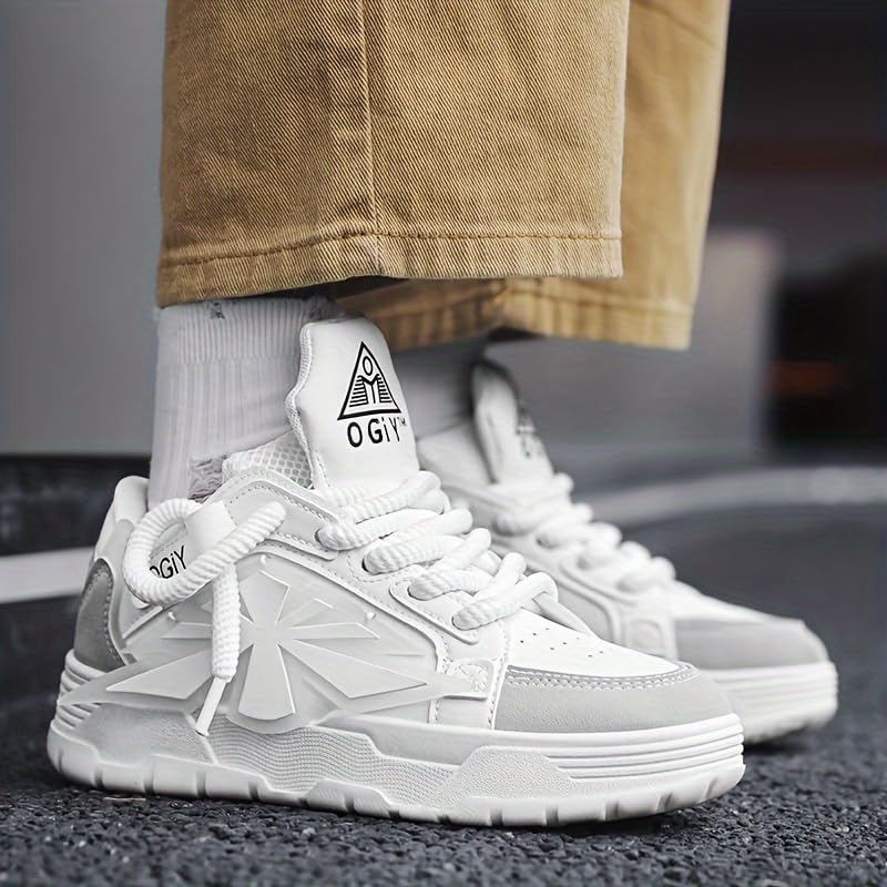 Men's Large-Sized Thick-Soled Fashionable Sports Shoes. Anti-Slip Rubber Sole. Breathable and Comfortable. Suitable for Outdoor and Daily Activities.4