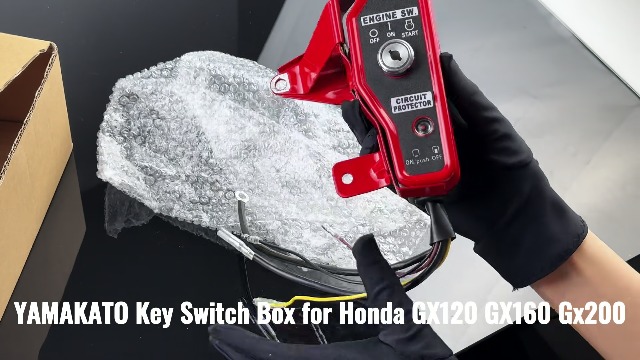 ハヤヤッコ　Nintendo Switch Nintendo Switch Zelda Wired Controller Link Hyrule Design by