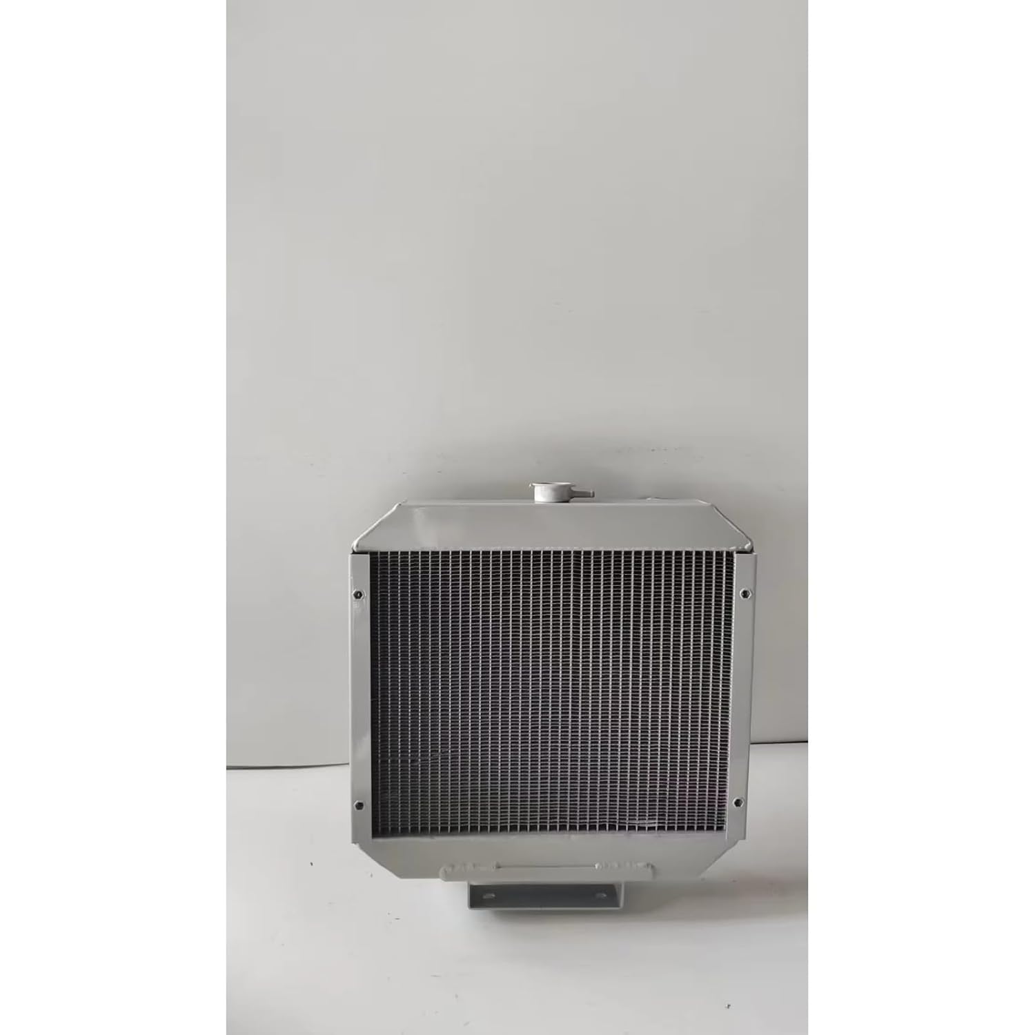 109612A2 Radiator Fits Case Skid Loader 1818 1825 with Diesel