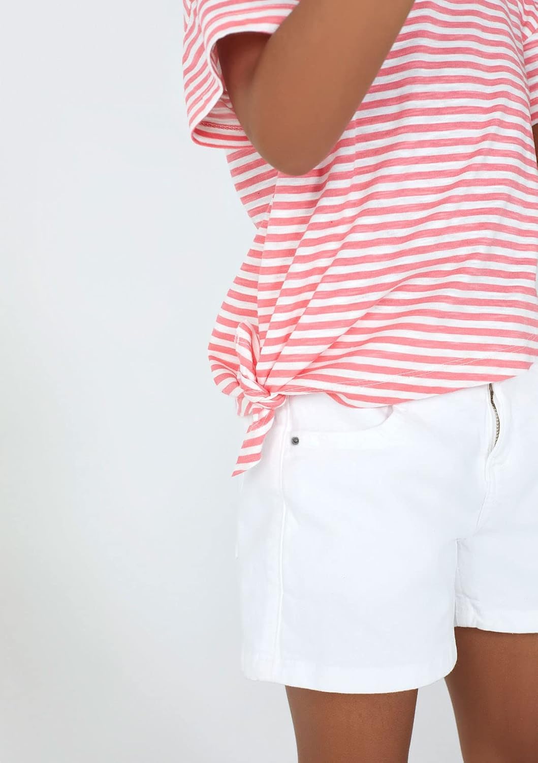 Blusa Infantil Menina Estampada Com Amarração Hering Kids em promoção! Veja a oferta e mais achadinhos de Meninas 2 Hoje é o melhor dia para comprar Blusa Infantil Menina Estampada Com Amarração Hering Kids com aquele preço maroto! Promoção! Aproveite a oferta! 2