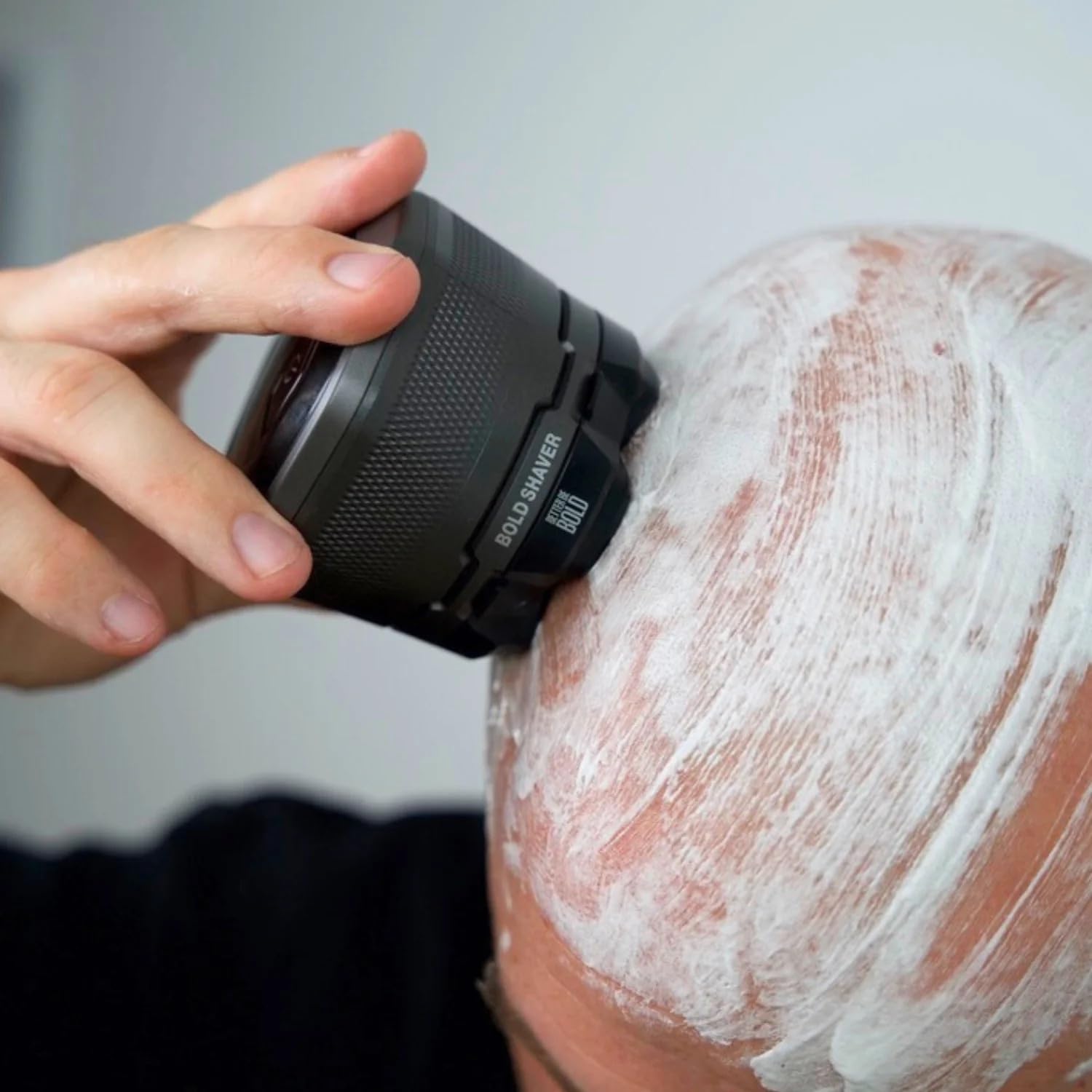 BETTER BE BOLD I "Bold Shaver Set 3.0 - Glatzenrasierer + After Shave Glatzenpflege 2.0 I Set gegen Glanz, Pigmentflecken & Trockenheit – Mit Glatzencreme, Glatzenpeeling, Shampoo & Aftershave