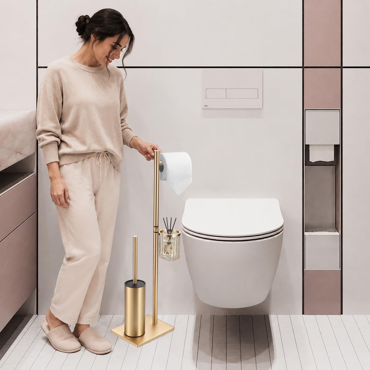 DAZI Klobürste mit Toilettenpapierhalter Set und praktischem Aufbewahrungskorb,WC-Bürste freistehend Edelstahl,3-in-1 Wc-Garnitur im minimalistischen und platzsparenden Design (Gebürstetes Hellgold)