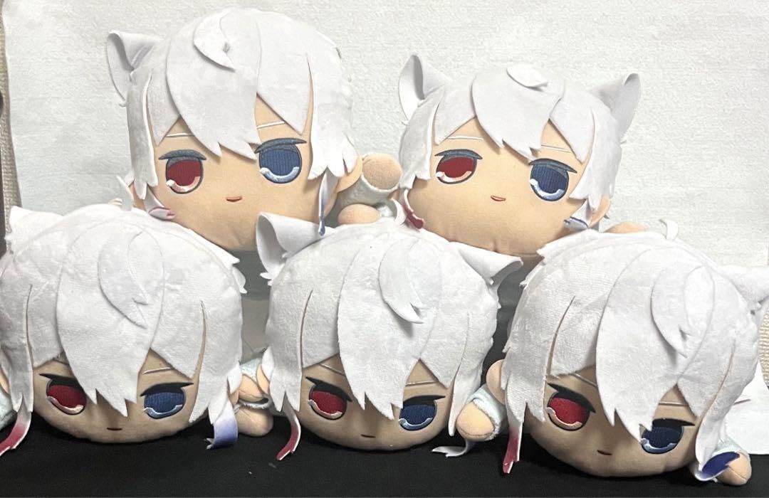 Amazon.co.jp: カラピチ カラフルピーチ ねそべりBIGぬいぐるみ③ ど