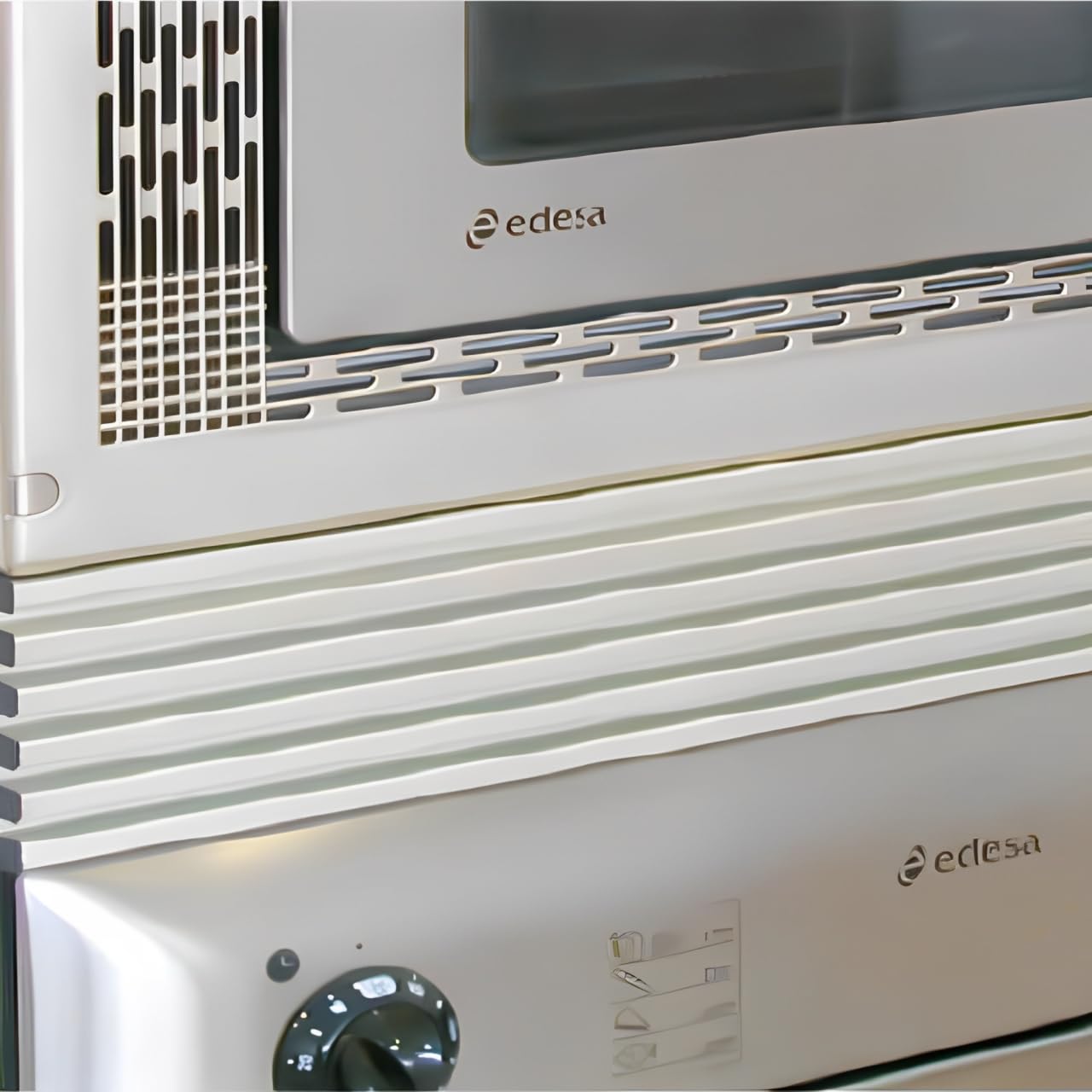 Rejilla de Aireación para Horno de Cocina – Ventilación Superior o Inferior para Mueble Empotrable – 8 Lamas, 598x124mm - Modulo 60 – Blanco, Negro, Cromo Mate, Inox (Inox)