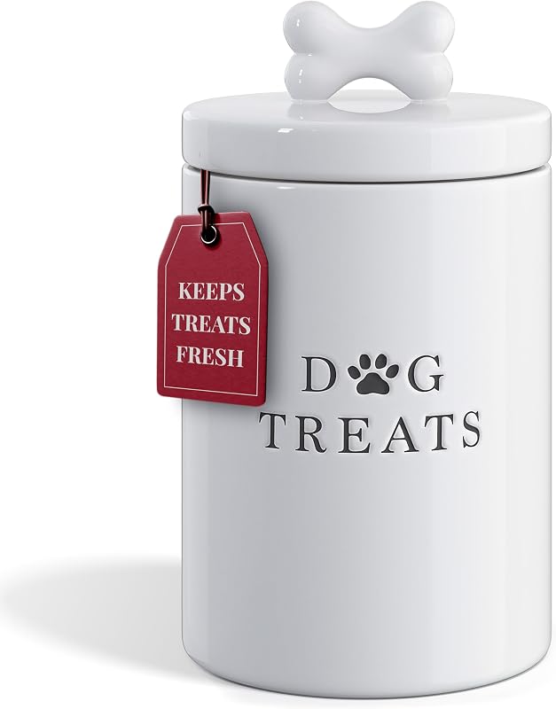 Barnyard Designs Recipiente de cerámica para golosinas para perros con tapa hermética (blanco) | Recipiente de almacenamiento rústico grande y tarro de galletas para encimera de cocina; la tapa hermética mantiene los alimentos frescos; Decoración de la granja
