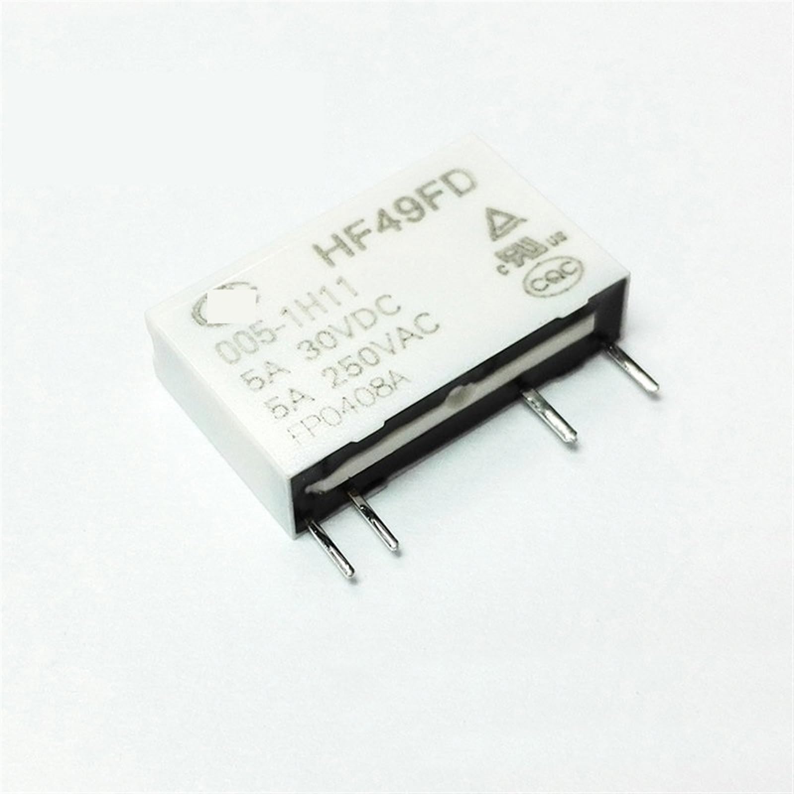 Relé HF49FD-024-1H11 de potencia interruptor de 4 pines 5A250V mini relés de circuito impreso PCB 7