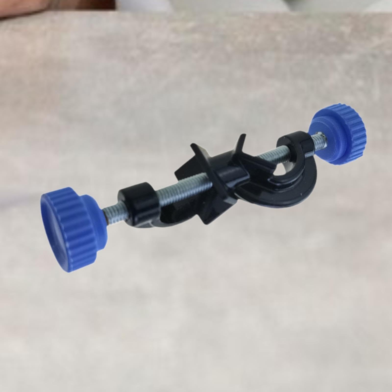 Menolana Bosshead Clamp Holder for Lab Stands with 20mm Rod Compatibility, 10cm