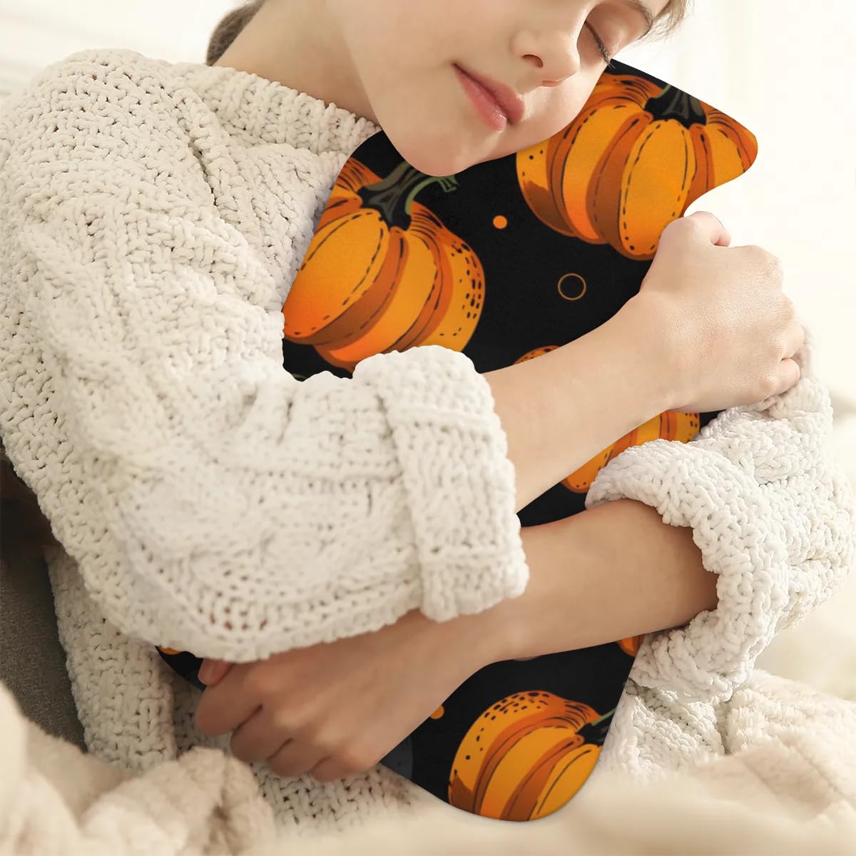 Hot Water Bottle with Soft Cover,2L Maple Leaf Hot Water Bag for Hot and Cold Compress, Hand Feet Warmer, Gothic Pumpkin Rubber Hot or Cold Water Bottle Halloween Christmas Decorations