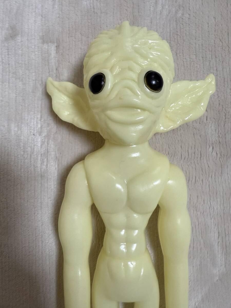 マーミット ホプキンスビルの宇宙人 エイリアン 蛍光ソフビ製 蓄光