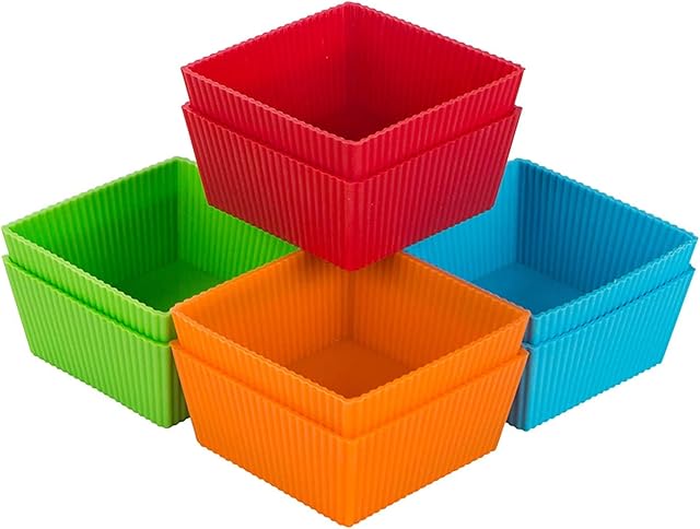 webake Large Muffin Cupcake Cases Square 9cm Silicone Cake Tin 8 Pack Giant Cupcake Moulds Reusable Non-Stick Baking Cups for Air Fryer, Cakes, Ice Creams, Puddings, Jelly