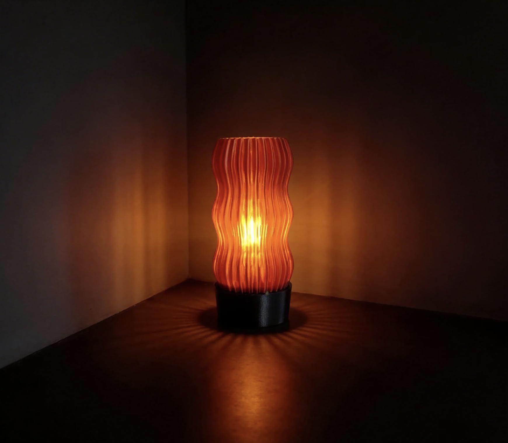 Amazon.com: Wavy x Amber Table lamp_3D Printed with 99% Recycled