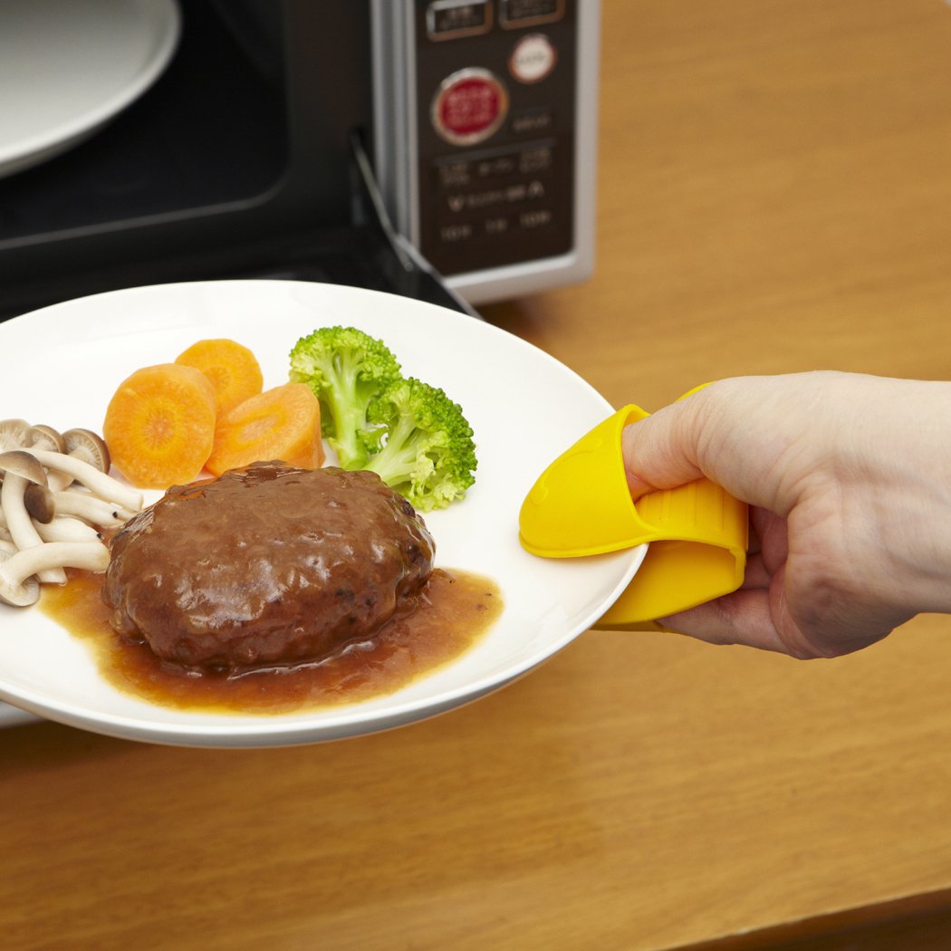 TORUNE chocolate boobs and mittens the cat P-3107 by Torne