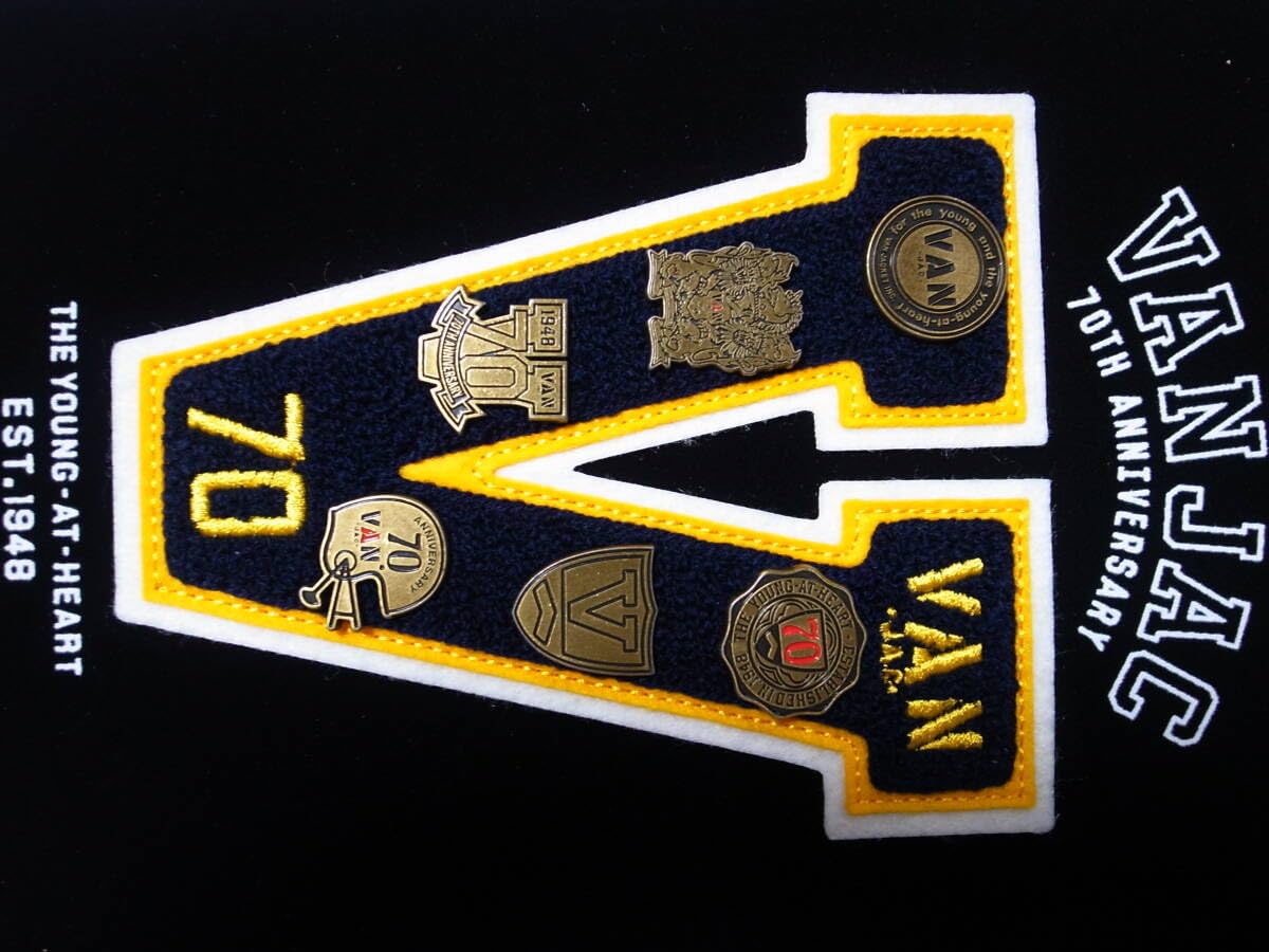 VAN JACKET 70周年記念 ワッペンピンバッジ セット木製額入り VAN JACKET 70周年記念 ワッペンピンバッジ セット木製額入り