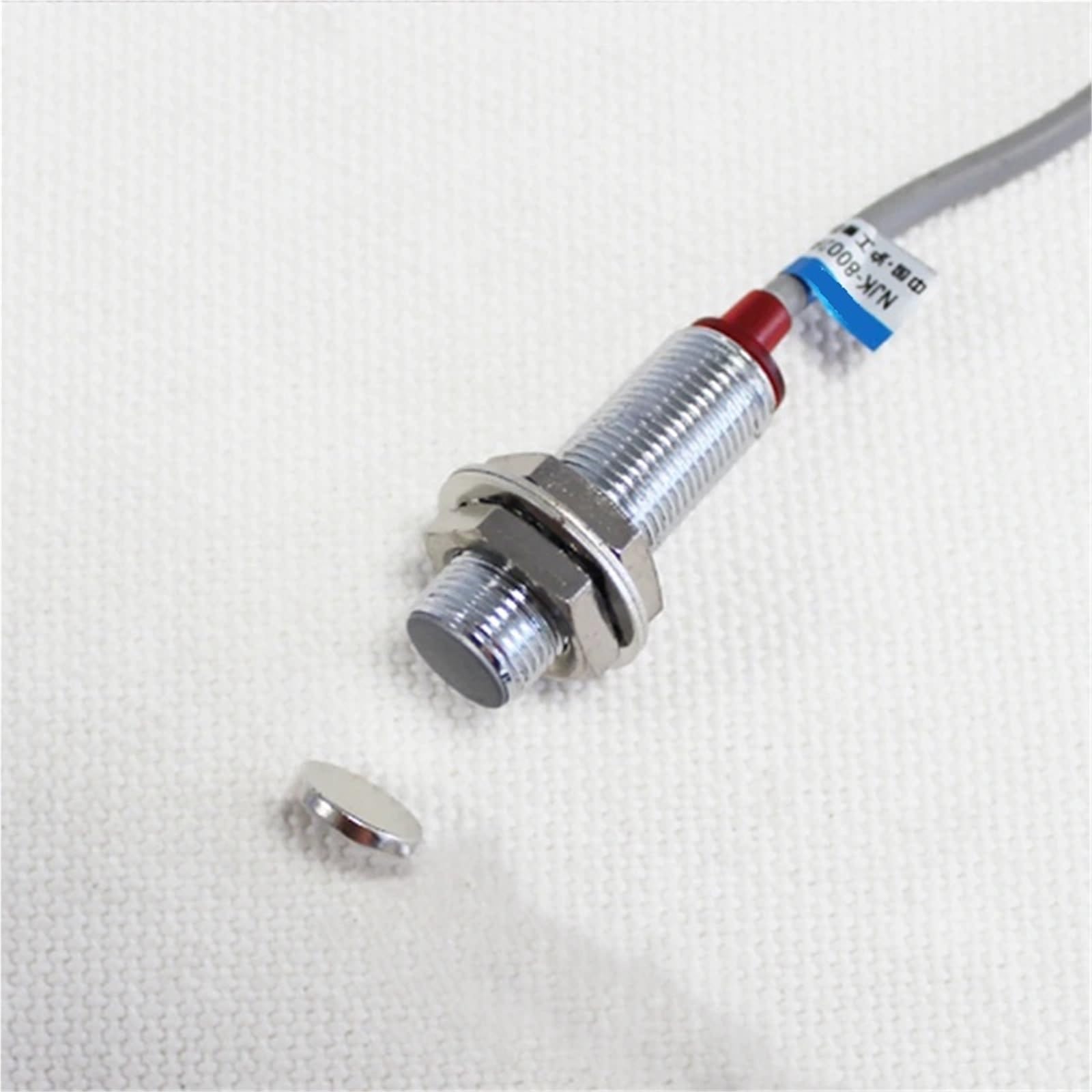 Interruptor de proximidad inductivo magnético NJK-8002A/B/AB/C/D/CD, sensor magnético Hall M12, distancia de 8 mm, PNP, NPN, NA, NC.(NJK-8002D NPN NC)