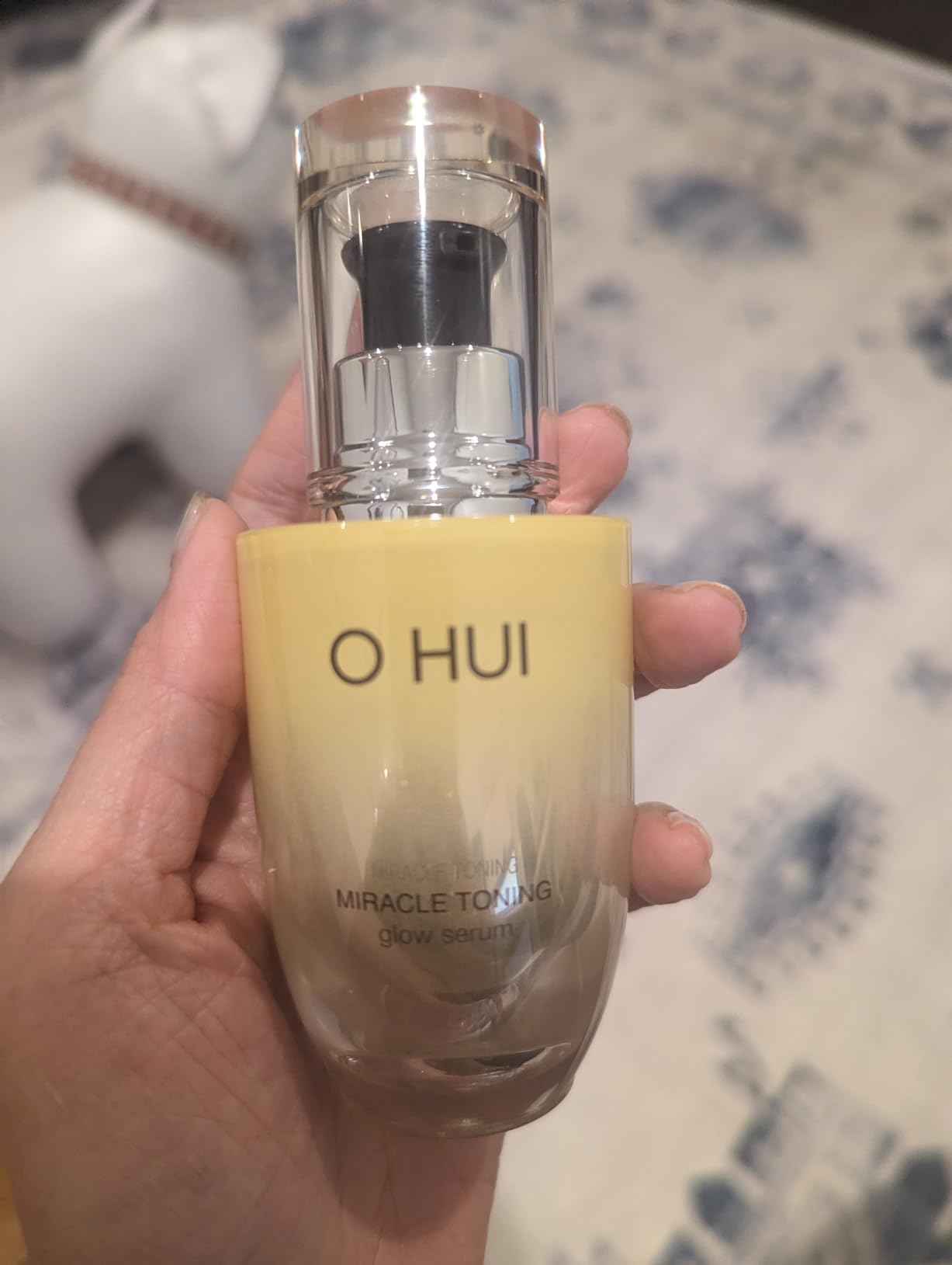 LG HOUSEHOLD&HEALTHCARE LTD. O HUI Miracle Toning Glow