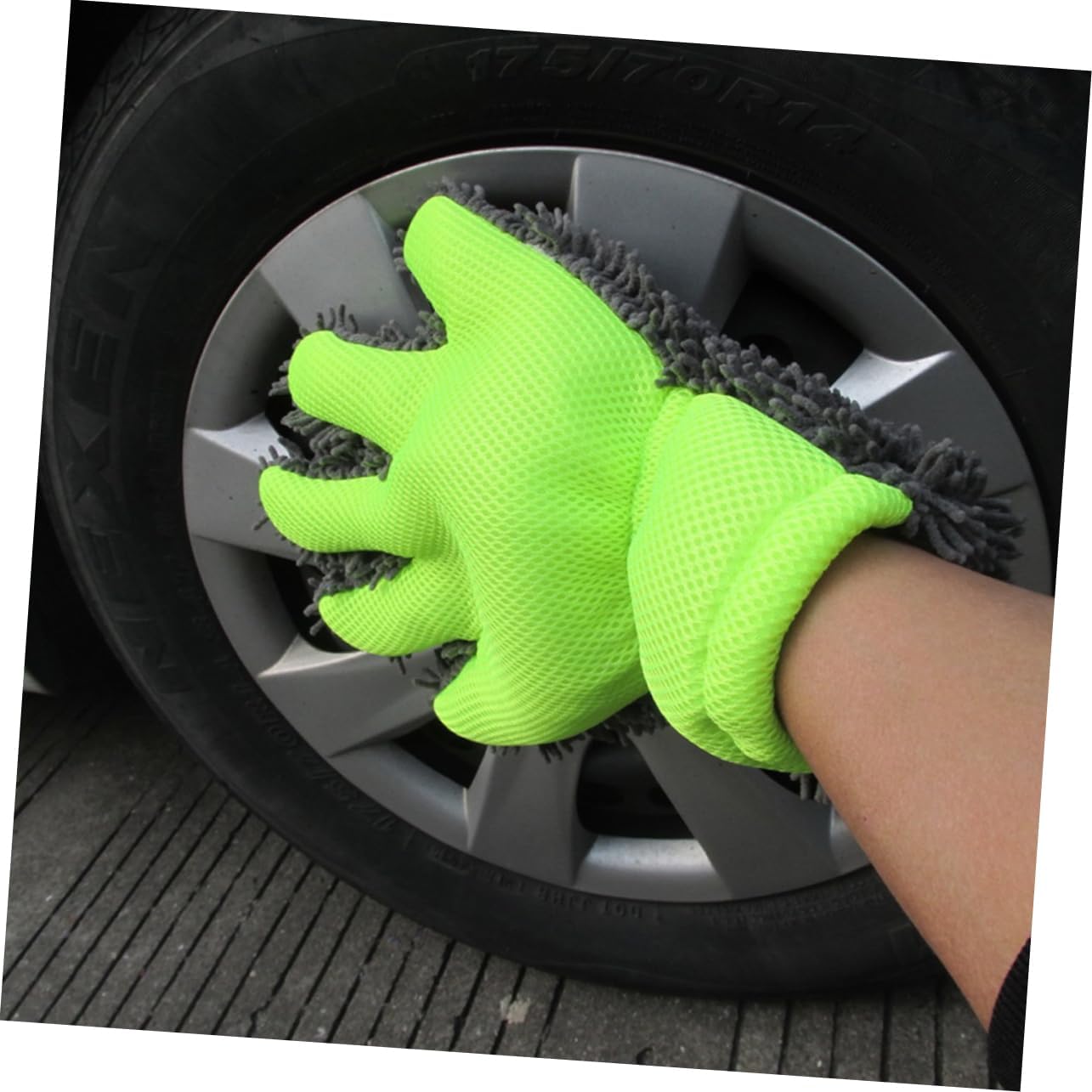 KOMBIUDA Quick Mitt Chenille Car Wash Duster Gloves for Lint Cleaning Fits Adults for Cars Trucks and Motorcycles