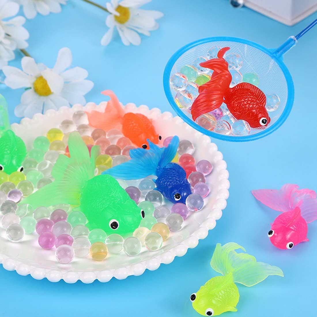 Lot De 2 Petits Poissons Jouets Anciens – Celluloïd Ou Plastique Vintage CLEA, 10 Cm