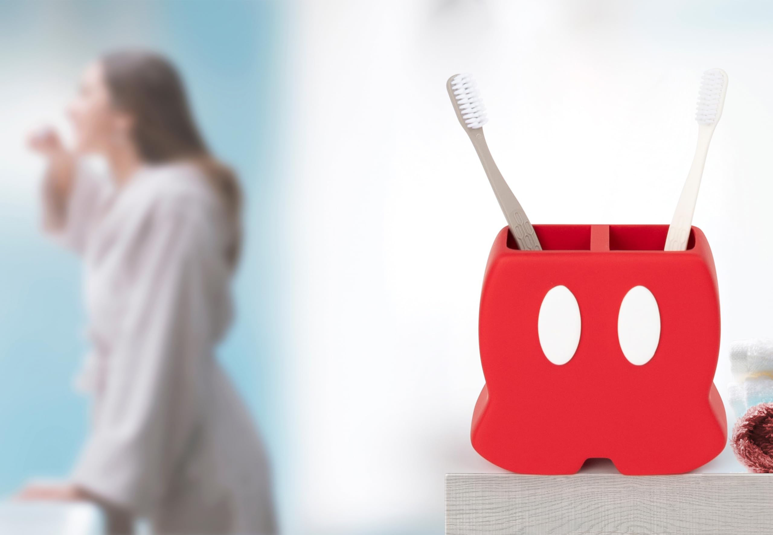 Jay Franco Disney Mickey Mouse Zahnbürstenhalter – roter Stifthalter aus Kunstharz – Badezimmer-Aufbewahrung