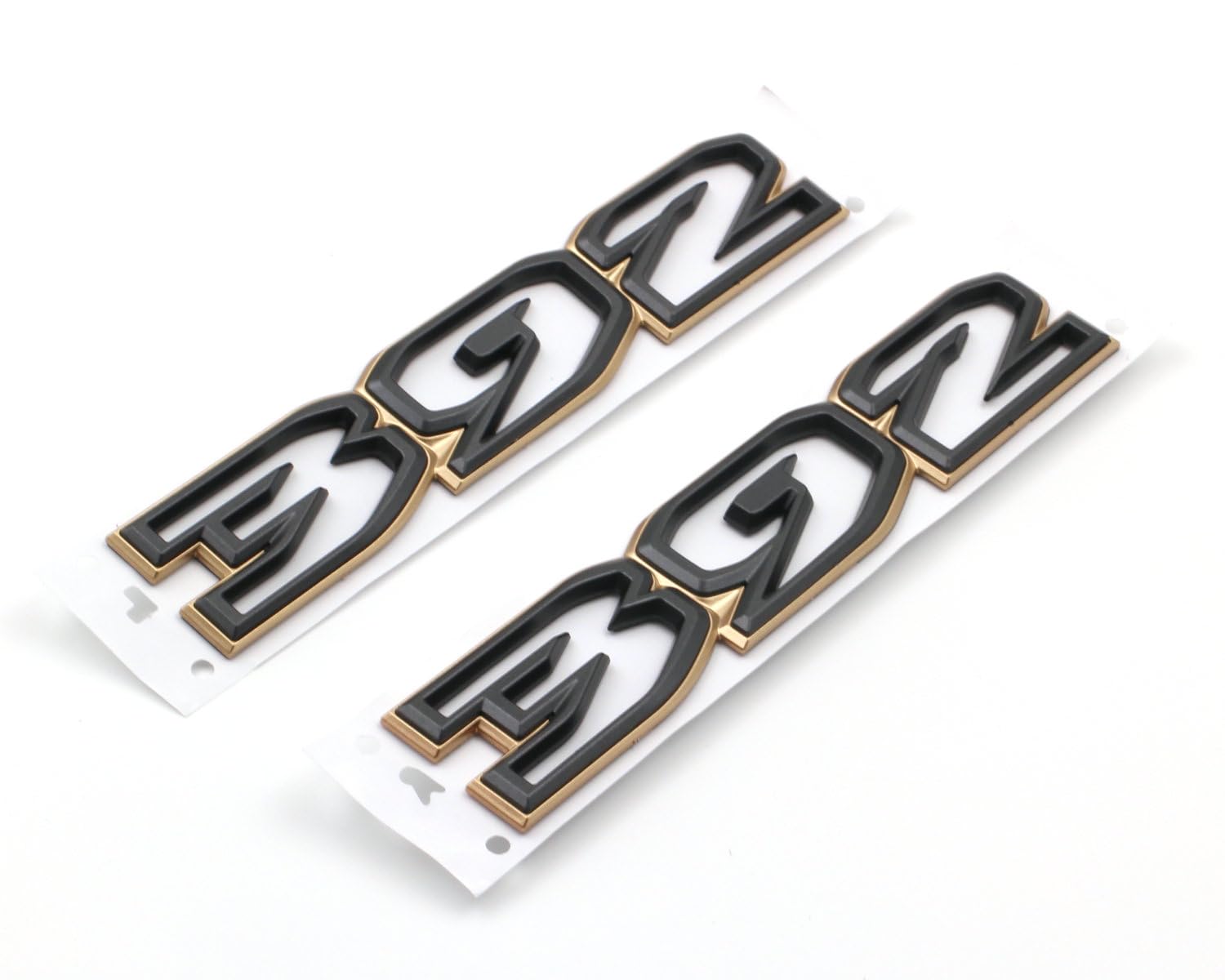 Amazon | Mnneryss 392 ブロンズブラックフードエンブレム カスタム 