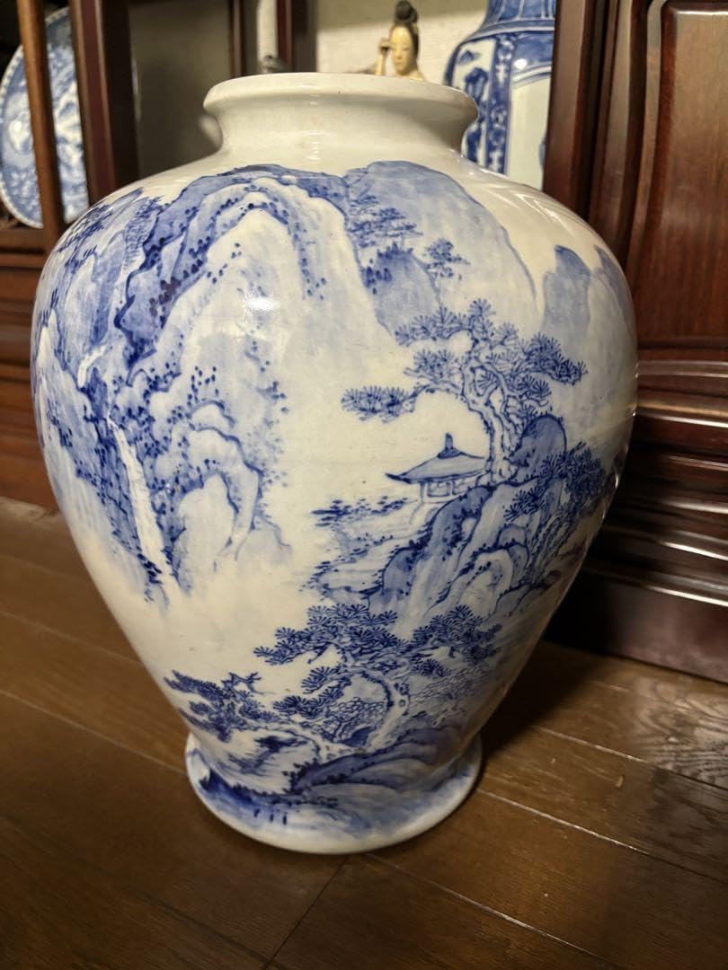 中国古美術品 清時代 手絵 青花山水楼閣風景文瓶 染付