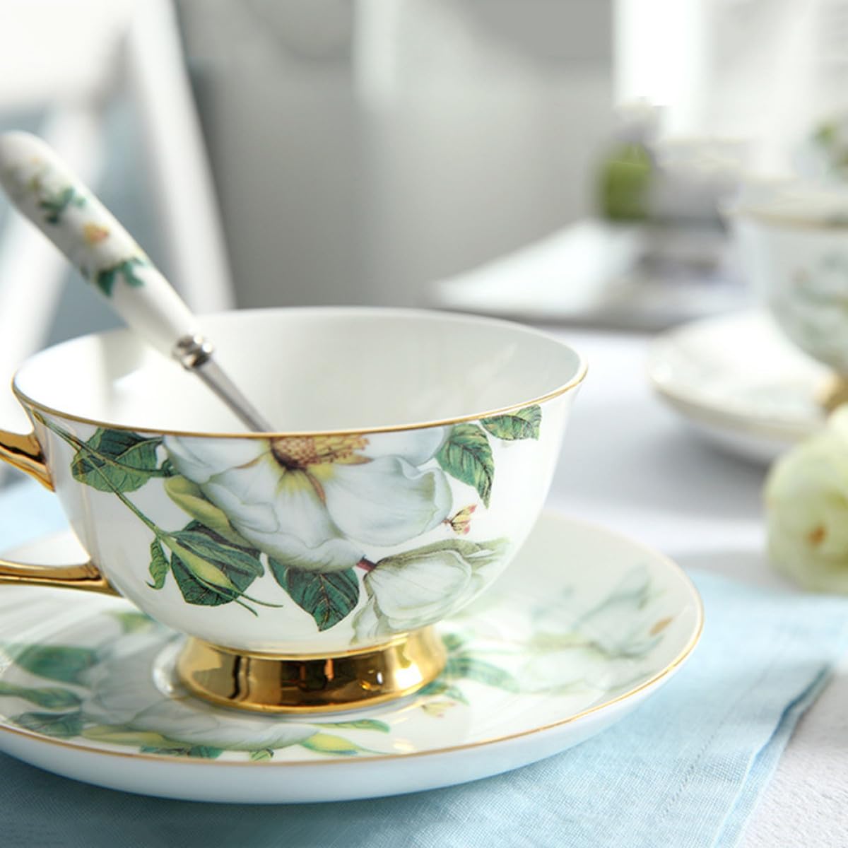 Keramik Kaffeebecher Satz mit Untertasse und Löffel Ergonomisches Design Langlebig Zubehör für Tee und Kaffee im Europäischen Stil