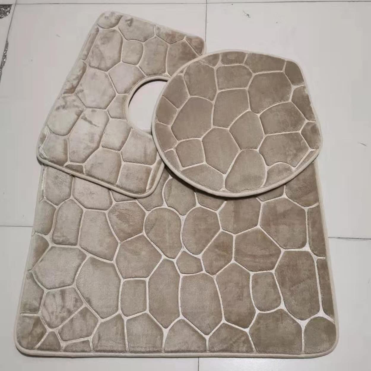 Un juego de baño de 1 pieza con relieve de piedra, 3 alfombrillas de baño suaves y cómodas que incluyen cubierta para tapa de inodoro, alfombras antideslizantes absorbentes (blanco)