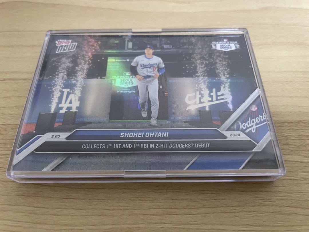 大谷翔平ドジャース入団会見topps ラッキーオーダーブルーパラレル