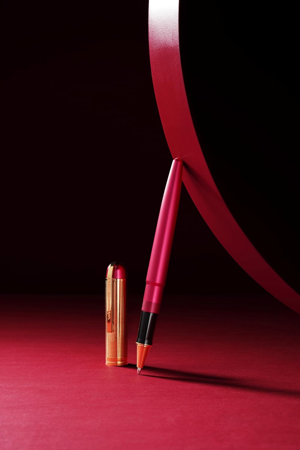 Skyline Rollerball Pen – Vintage Streamlined Design, Stainless Steel Nib, Multiple Finishes (Red Gold Trim, Rollerball)