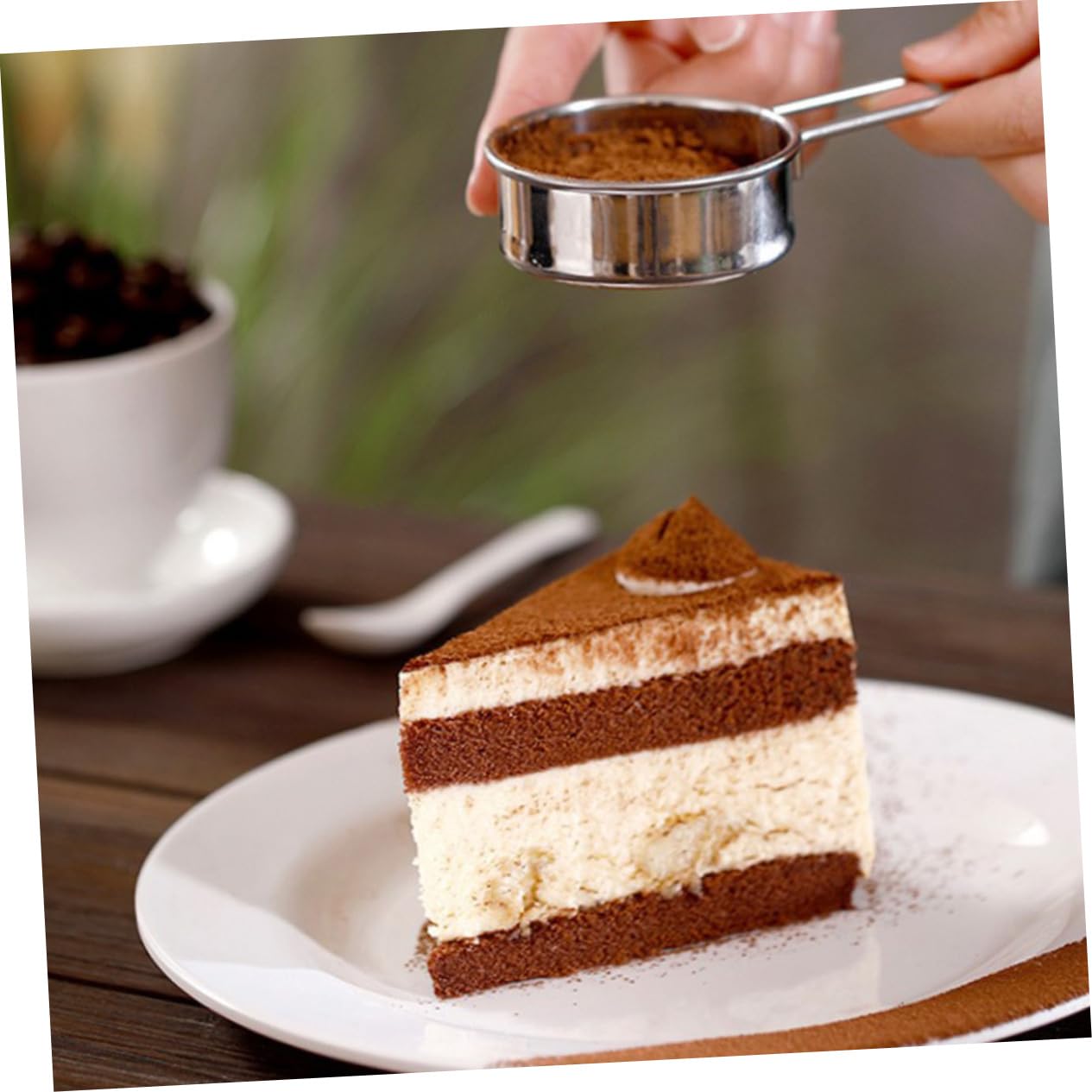 MUCKLILY Stainless Steel Portable Flour Sieve Handheld Baking Tool for Efficient Sifting of Powdered Sugar and Flour Mesh Design for Home Baking and Cooking