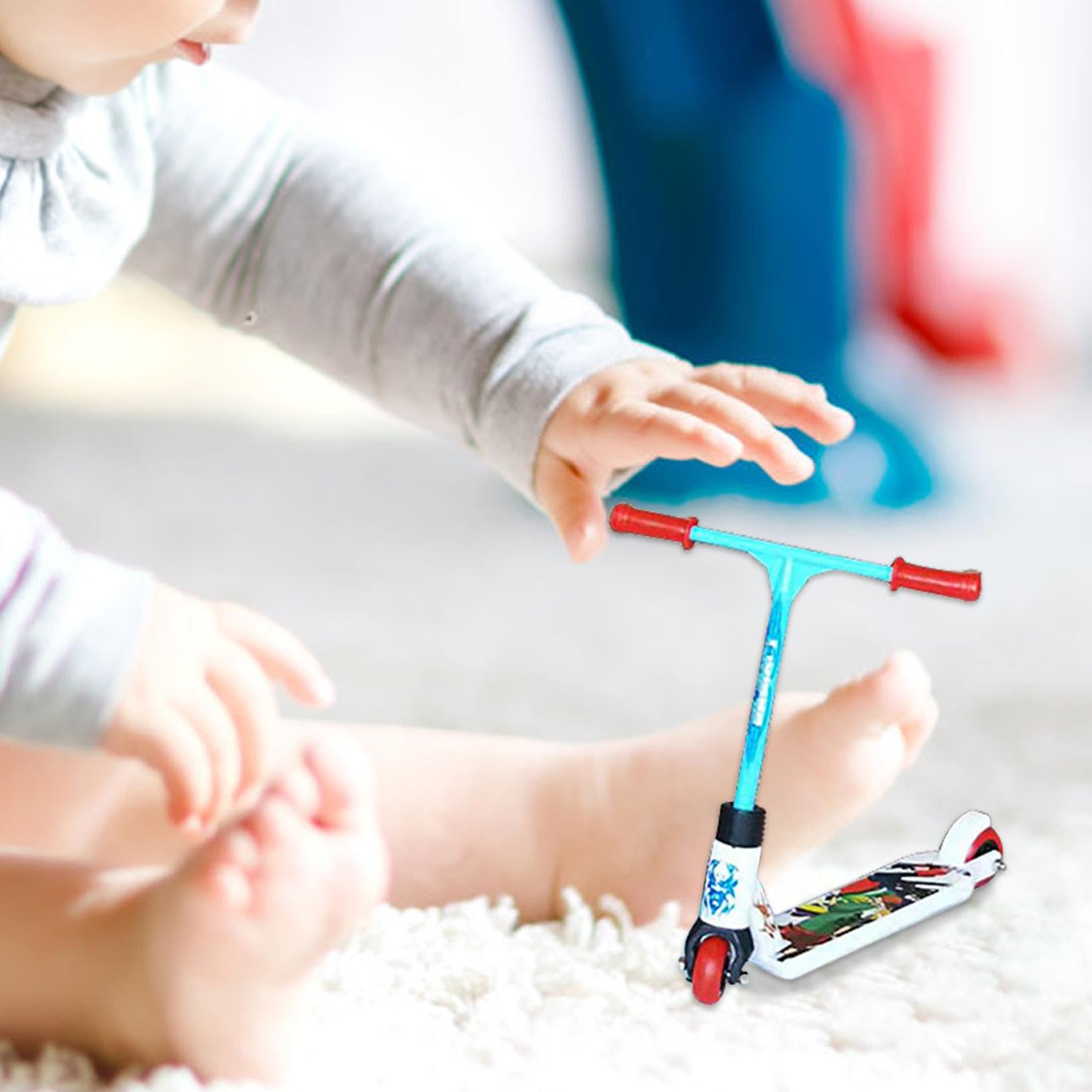 4 piezas m-ini Finger Scooter, Scooter para los dedos, dos ruedas, scooter, dedos movimiento juguete dedo juguete juguete adulto niños Navidad calcetín relleno regalos fiesta