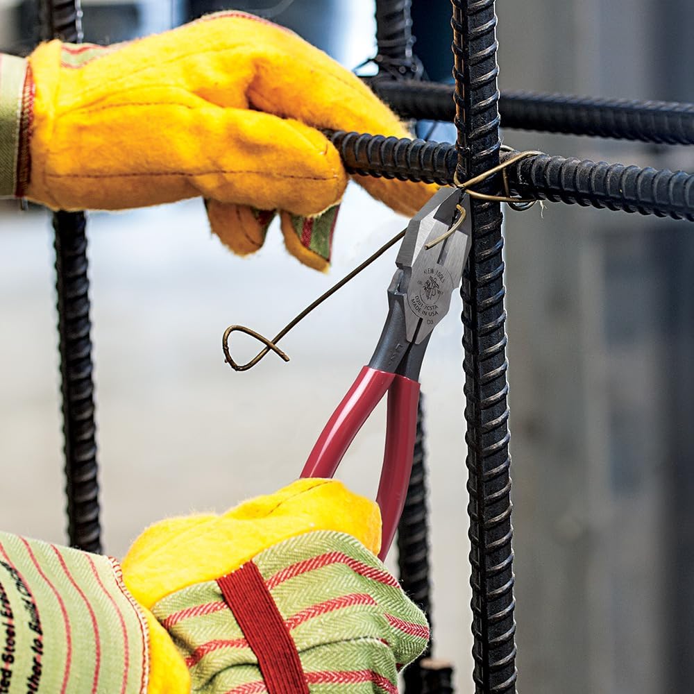 Klein Tools D201-7CSTA Linesman Pliers, Side Cutters with Spring Loaded Action, Ironworker Pliers have Aggressive Knurl and Tempered Handles - Image 3
