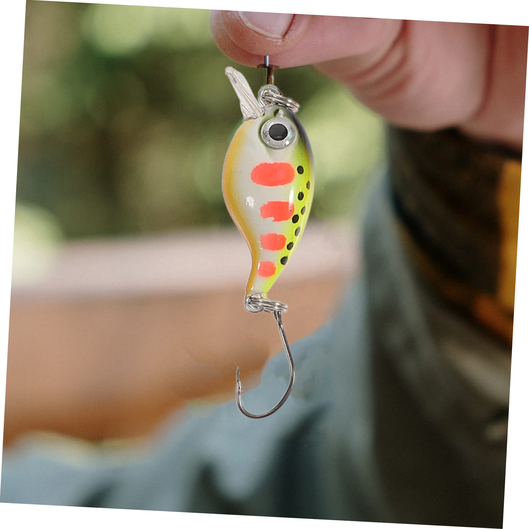 Sosoport 24pezzi Esche Artificiali Galleggianti per Pesca Accessori Professionali per Spinning e Predatori Simulazione Realistica e Resistente agli Strappi