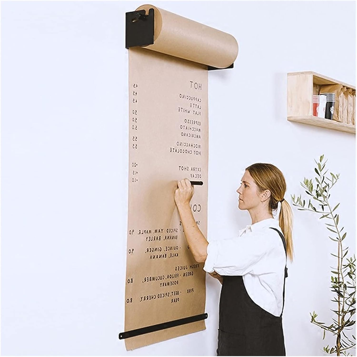 Dozownik papieru ściennego z nożem, wytrzymały stalowy uchwyt na rolki do tablicy menu kawiarni, memo biurowe i wyświetlacz artystyczny, zawiera zestaw papieru rytmowego 50M