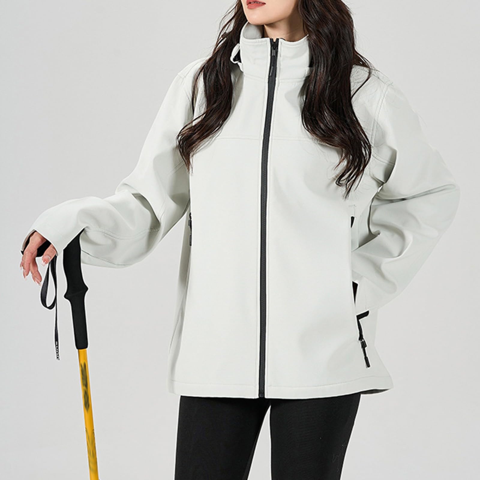 Mujer al aire libre montañismo ropa deportiva con senderismo impermeable abrigo cortavientos de longitud media
