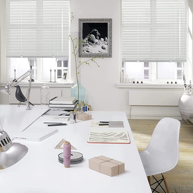 Virsus Tenda Veneziana in PVC 3789, colore Bianco, tenda parasole, fissaggio a muro, persiana regolabile in altezza e lamelle inclinabili per proteggere dalla luce e caldo, per finestre (100x160 cm)