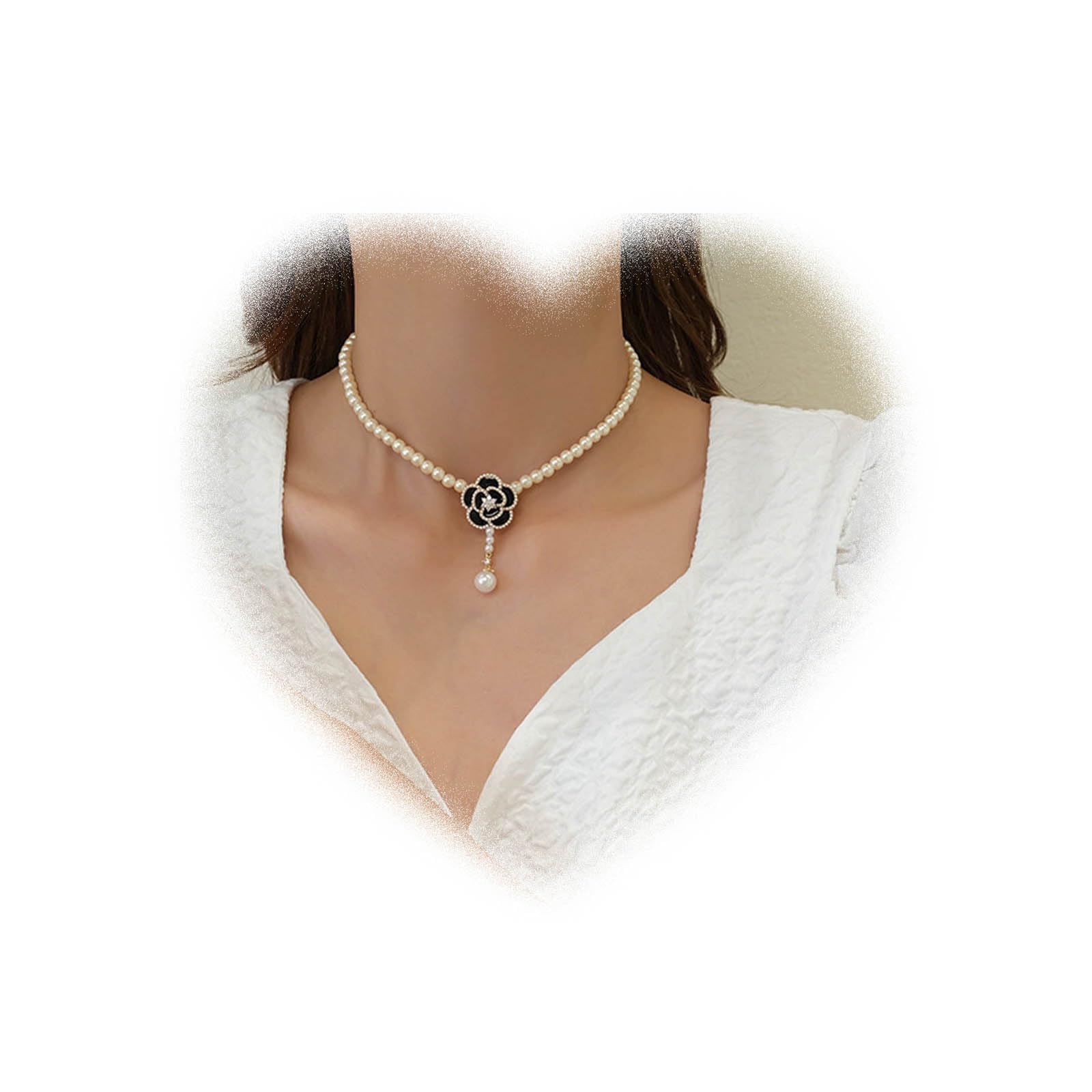 W WEILIRIANBoho Crystal Flower Pendant Necklace Pearl Choker Necklace Black Camellia Necklace Chain Vintage Pearl Beaded Necklace Jewelry for Women and Girls Gifts (Black Flower)