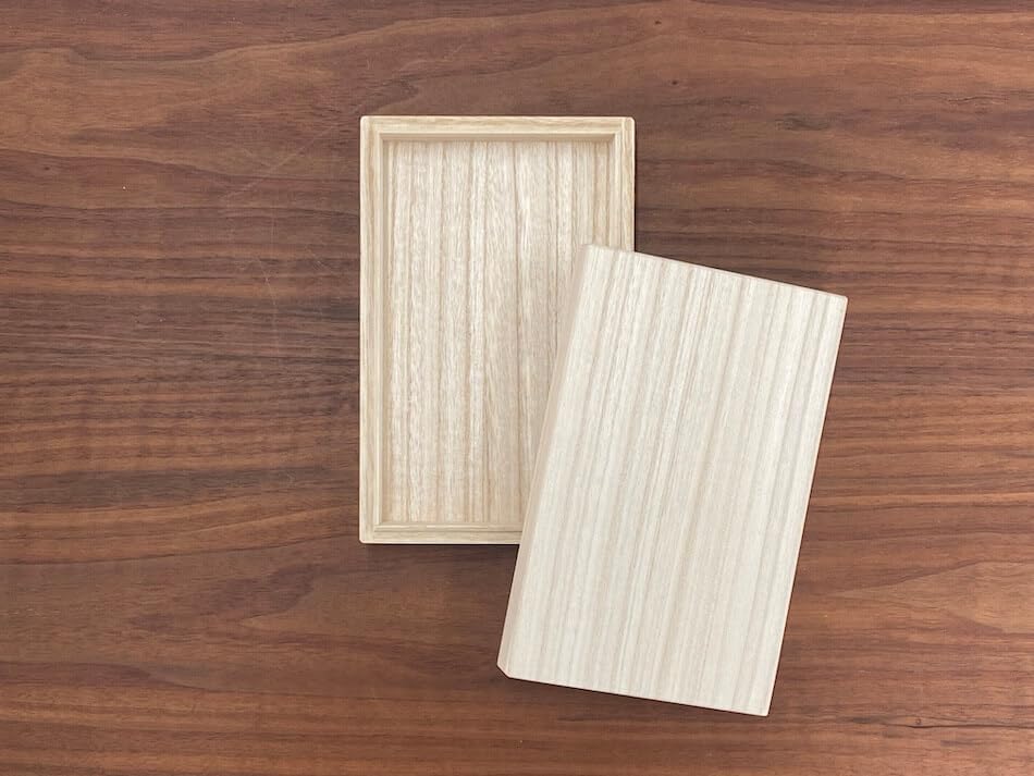 売約品☆桐箱 帯箱 木製 フタ付き収納ボックス 長方形 帯締めなど小物