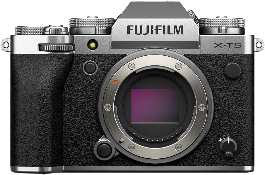 Fujifilm Digital X-T5 Fotocamera Mirrorless 40MP (Pixel Shift Multi Shot 160MP) KIT XF16-80mmF4, Sensore X-Trans CMOS 5 HR, IBIS, Filmati 6.2K 30p, Schermo LCD 3 tiltabile,Argento,Compact